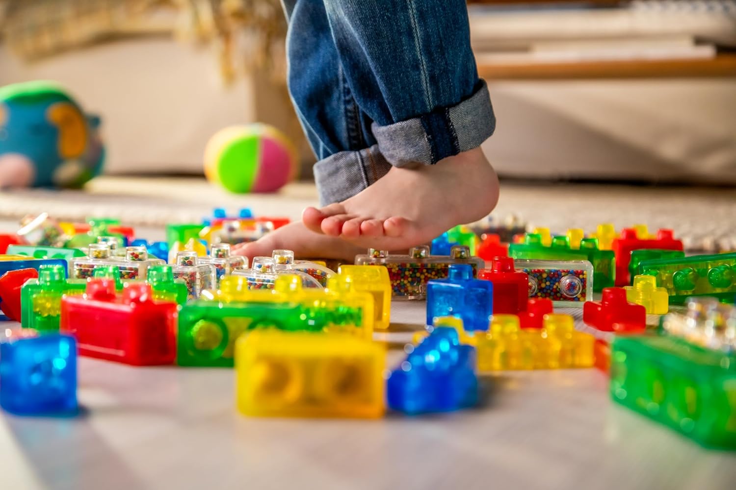 Jelly Blox – Kreativset, Bauspielzeug ab 2 Jahren, mit 20 Sinnesbausteinen, Konstruktionsspielzeug für Kinder, Sinnesspiel mit bunten Kacheln