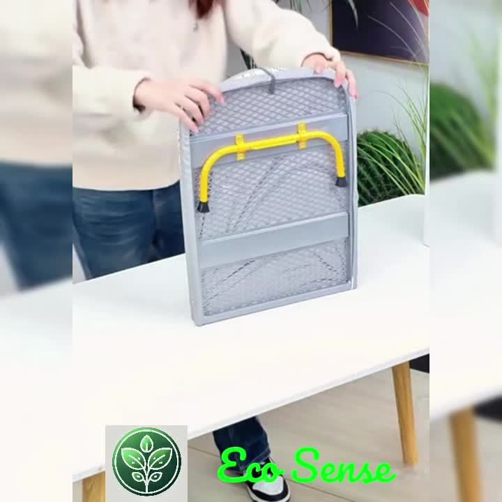 Faltbares Mini-Bügelbrett mit Bügeleisenhalter | Tragbares 89 x 33 cm (35 × 13 Zoll) Tischbügelbrett | Platzsparend für kleine Räume | Rutschfeste Füße | Wärmereflektierender Bezug | Einfach zu verstauen und zu Hause zu verwenden