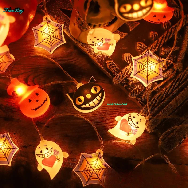 2PCS1.5/3m Halloween LED Lichterkette, Kürbis Geister Spinnennetz Fledermaus Kronleuchter, Batteriebetriebene Halloween Dekoration Requisiten
