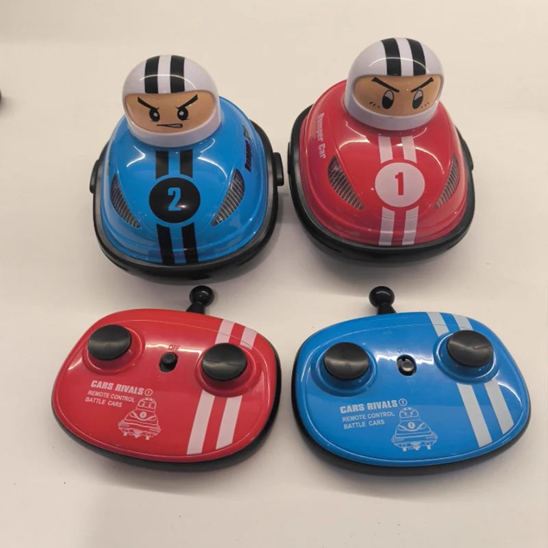 Kinder Duo Spielzeugauto, Kampfspiel Super Autoscooter, Kampf Pop-Up-Puppe, Crash Bounce Auswurf, Licht Kinder Fernbedienung, AUTOS Geschenke