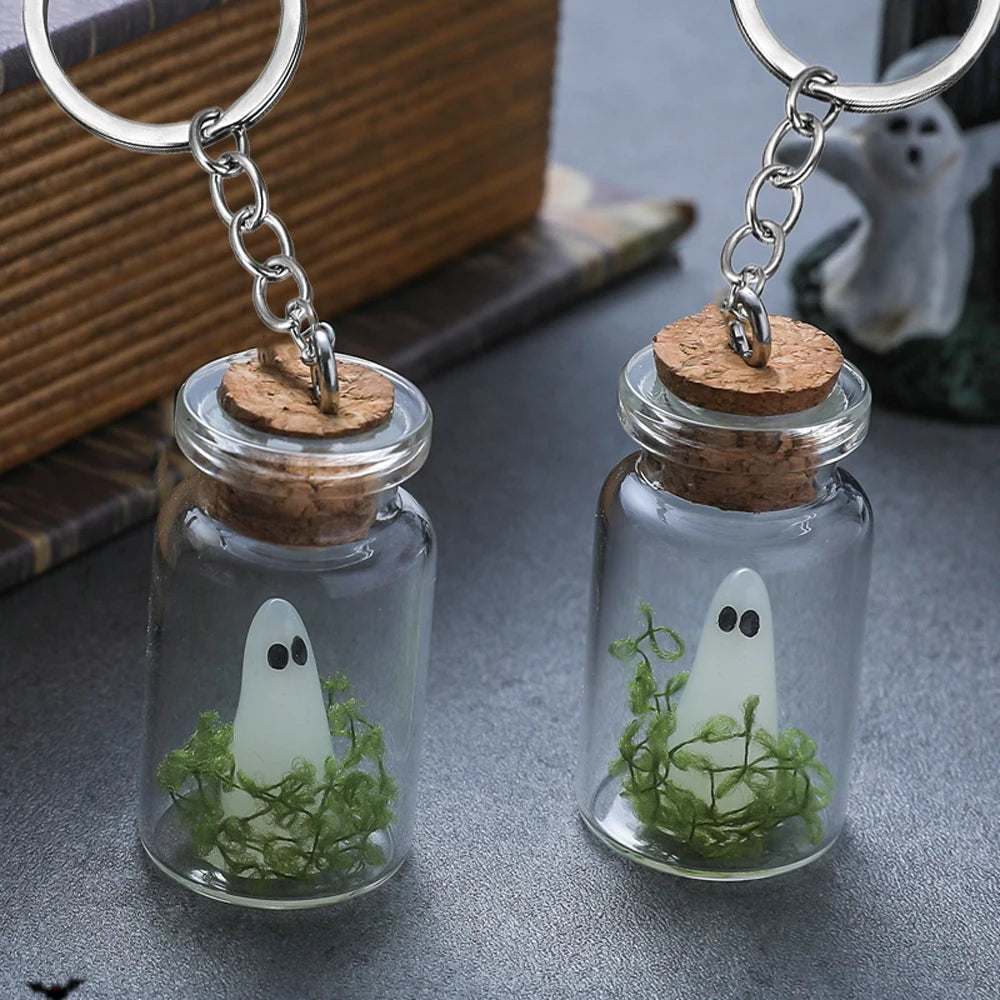 Leuchtender Geister-Schlüsselanhänger, Halloween, winzige leuchtende Driftflasche, Adopt Ghost-Schlüsselring, kreatives Design, grüner Gespenst-Schmuck, Geschenk