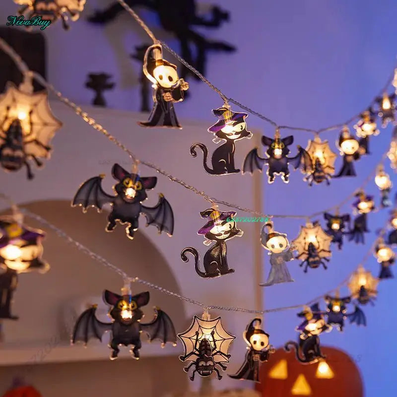 2PCS1.5/3m Halloween LED Lichterkette, Kürbis Geister Spinnennetz Fledermaus Kronleuchter, Batteriebetriebene Halloween Dekoration Requisiten