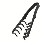 Dieser faltbare Stylingkamm wurde entwickelt, um Volumen und Textur für sofortigen Stand am Ansatz zu verleihen. Er eignet sich perfekt für feines und plattes Haar und sorgt für ein flauschiges Ende bei Ponyfrisuren, Pferdeschwänzen und Herren-Quiffs.