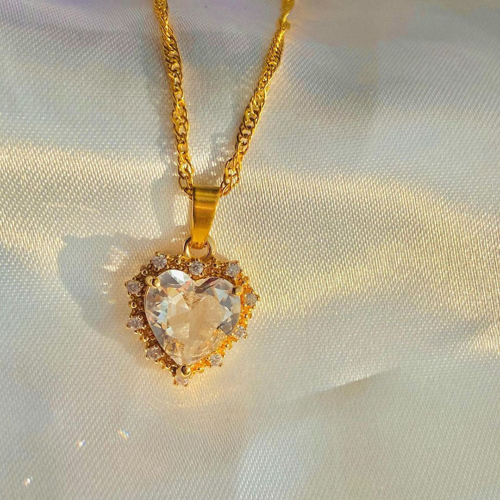 Bunte Strass-Herzkette mit goldener Schlüsselbeinkette – personalisierter Schmuck für Damen zum Valentinstag