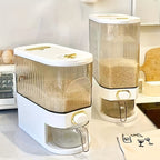 Großer Reisbehälter – 5,0/10,0 kg, feuchtigkeitsbeständig, Klappdeckel, wiederverwendbarer Kunststoff-Getreidespender für Reis, Getreide, Mehl, Tierfutter – unverzichtbarer Küchenhelfer, Organizer für Tierfutter | Transparentes Design