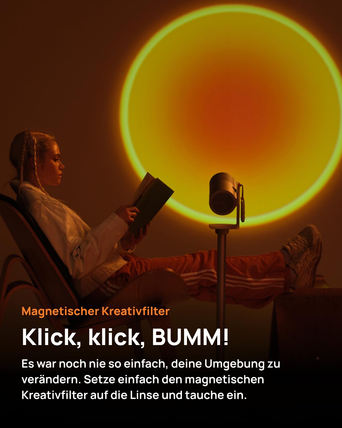 XGIMI MoGo 4 Mini Projecteur avec Batterie - Home Cinéma Extérieur Intelligent avec Support PowerBase, Autonomie 5h, Google TV et Netflix, Support 360°, 450 Lumens ISO, 2 x 6W Harman Kardon