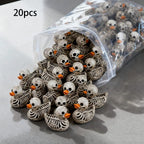 Gothic Totenkopf-Enten 20er-Set – Harzfiguren, Schreibtischdeko Halloween & Party