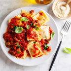 1 x neu eingetroffener Raviolienschneider aus Edelstahl, perfekt zum Schneiden, Abdichten und Crimpen von frischem Nudelteig