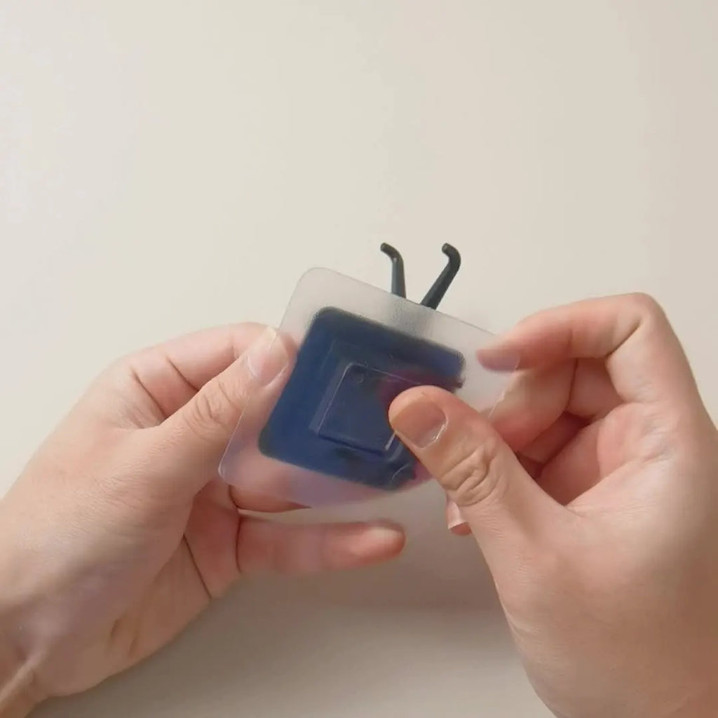 Multifunktional 360° °   Drehbarer Schmuck- und Küchen-Aufbewahrungshaken – an der Wand montierter Zubehör-Finisher, quadratisches Kunststoff-Design