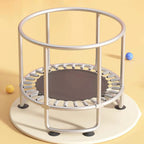 Kindertrampolin, verstellbares Kleinkindtrampolin mit Basketballkorb, Schaukel, Sandsack, Ozeanbälle, Trampolin mit Netz