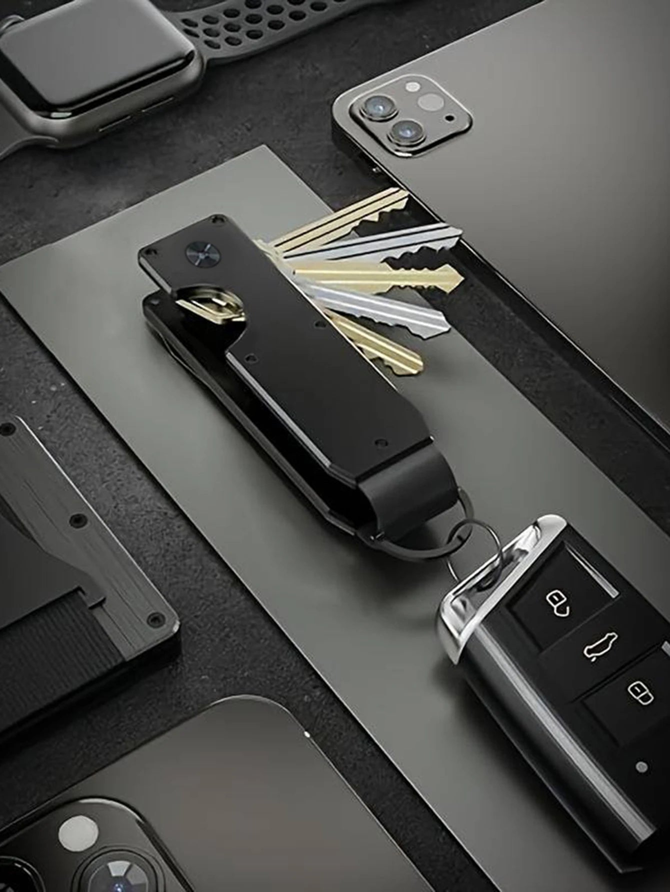 Neuer minimalistischer, innovativer Schlüsselhalter