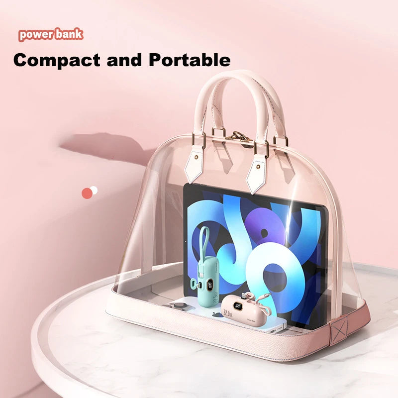 Tragbare Mini-Kapsel-Powerbank, integriertes Kabel, Typ-C-Stecker, 22,5 W, schnelles Aufladen für iPhone, Samsung, Xiaomi, externer Ersatzakku