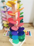Hochwertige Regenbogen-Musik, klingende Bäume, Holzblütenblätter, Montage und Marmor-Lauf-Bälle, die Kinder-Lernspielzeug verfolgen