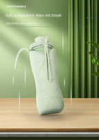 Zusammenklappbarer Silikonbecher, großes Fassungsvermögen, 600 ml, für Outdoor-Reisen, Sport, tragbar, hochtemperaturbeständig, Wasserbecher in Lebensmittelqualität