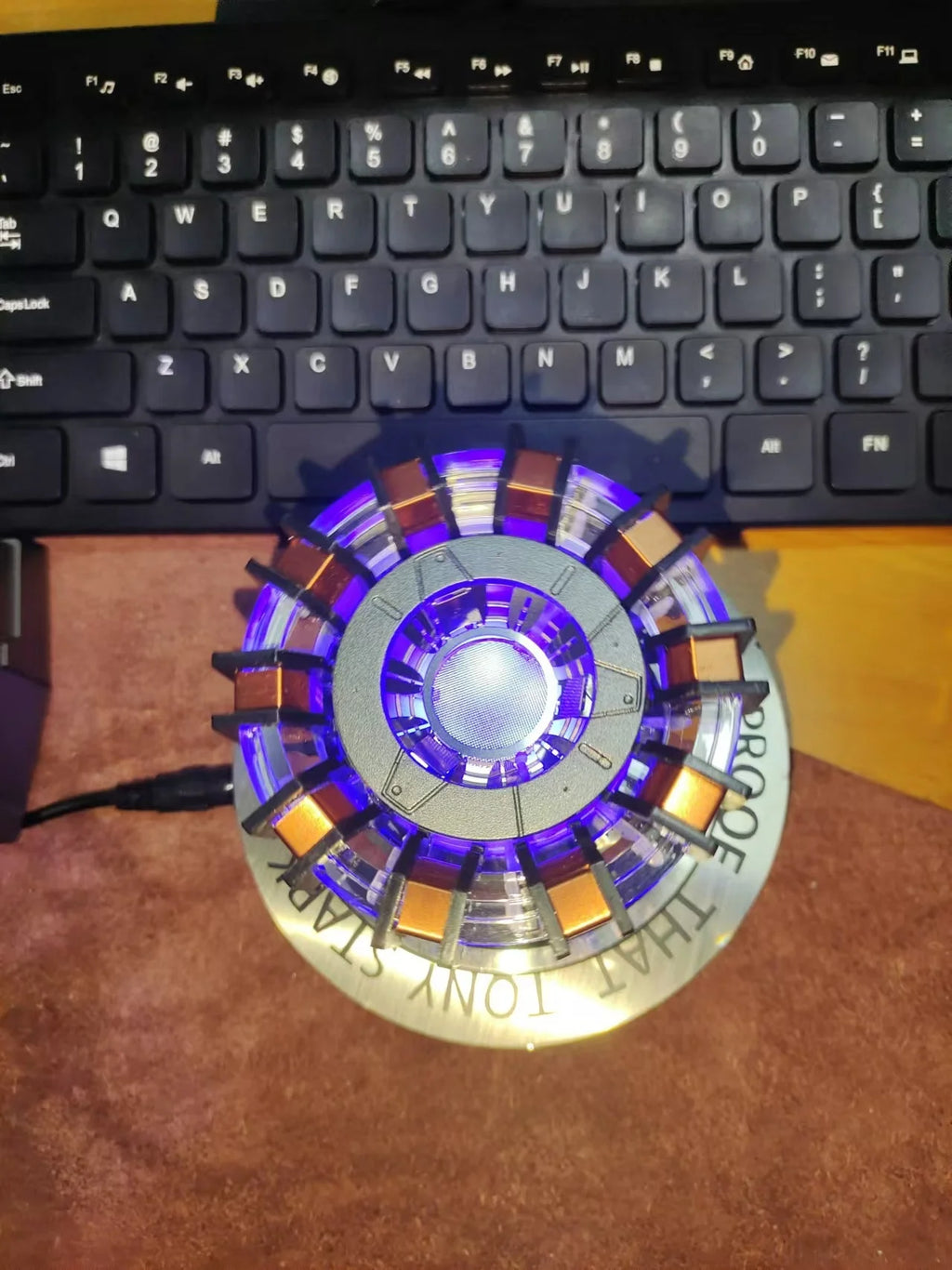 Kreatives Geschenk Black Tech Steel Floating Reactor Desktop-Dekoration Ornamente Neuheit Mk1 Actionfiguren zum Sammeln Spielzeug