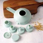 Praktischer Trichter mit großem Durchmesser. Sechs in einem multifunktionalen Kunststofftrichter. Trichter zur Herstellung von Marmeladen. Küchenbedarf und kleine Werkzeuge