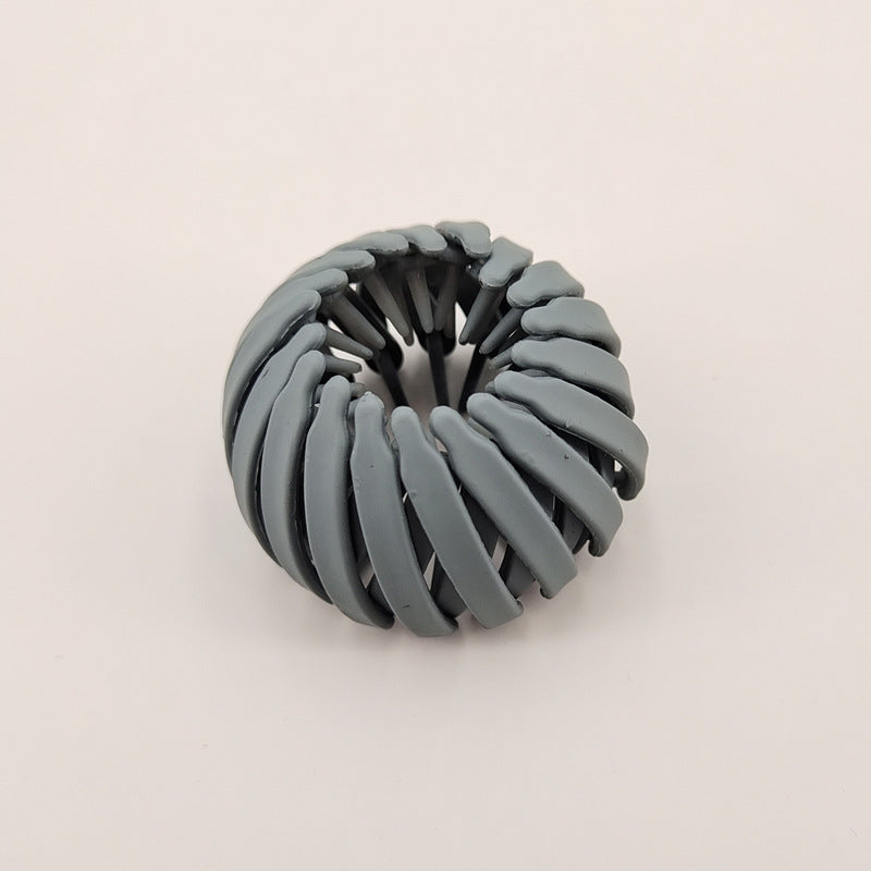 Einziehbarer Pferdeschwanzhalter