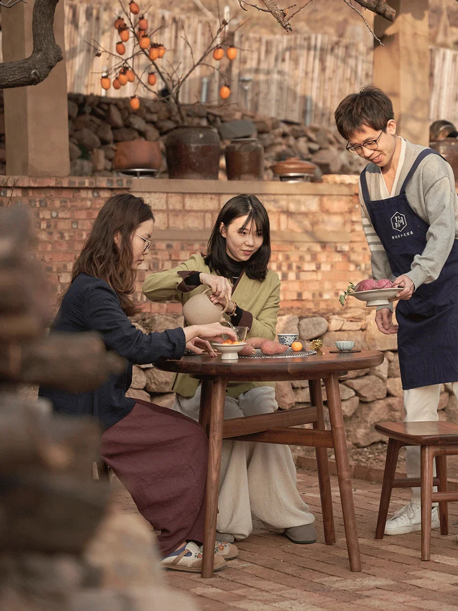 Herd-Teetisch mit schwarzem Walnuss-Massivholz, neuer Carbongrill im chinesischen Stil für den Außenbereich und Teezubereitung