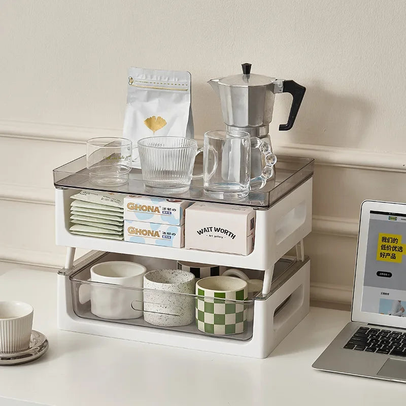 PVC-Kaffeestations-Organizer mit mehreren Schubladen, ausgestattet mit Aufbewahrungsmöglichkeiten für Tassen und Snacks sowie Fächern für Teebeutel – ideal für Küchenarbeitsplatten
