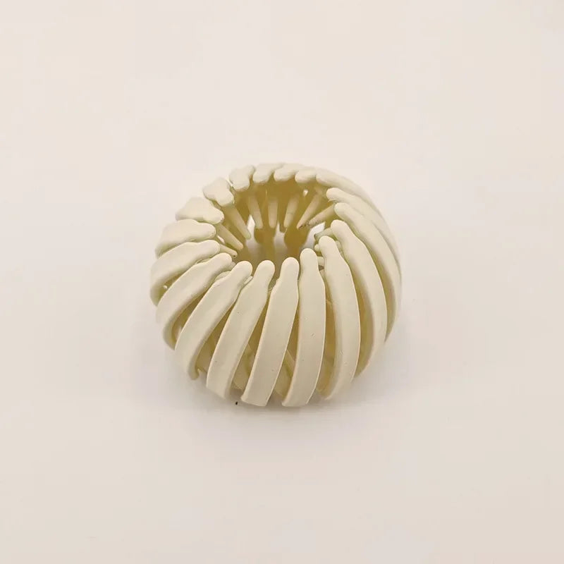 Einziehbarer Pferdeschwanzhalter