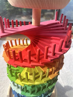 Hochwertige Regenbogen-Musik, klingende Bäume, Holzblütenblätter, Montage und Marmor-Lauf-Bälle, die Kinder-Lernspielzeug verfolgen