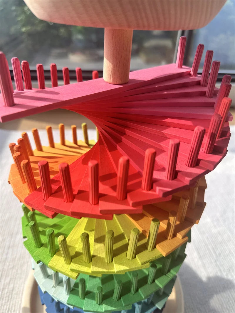 Hochwertige Regenbogen-Musik, klingende Bäume, Holzblütenblätter, Montage und Marmor-Lauf-Bälle, die Kinder-Lernspielzeug verfolgen