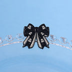 Gothic Emaille-Brosche & Anstecknadel – Skelett, Schleife & Stethoskop | Halloween Schmuck