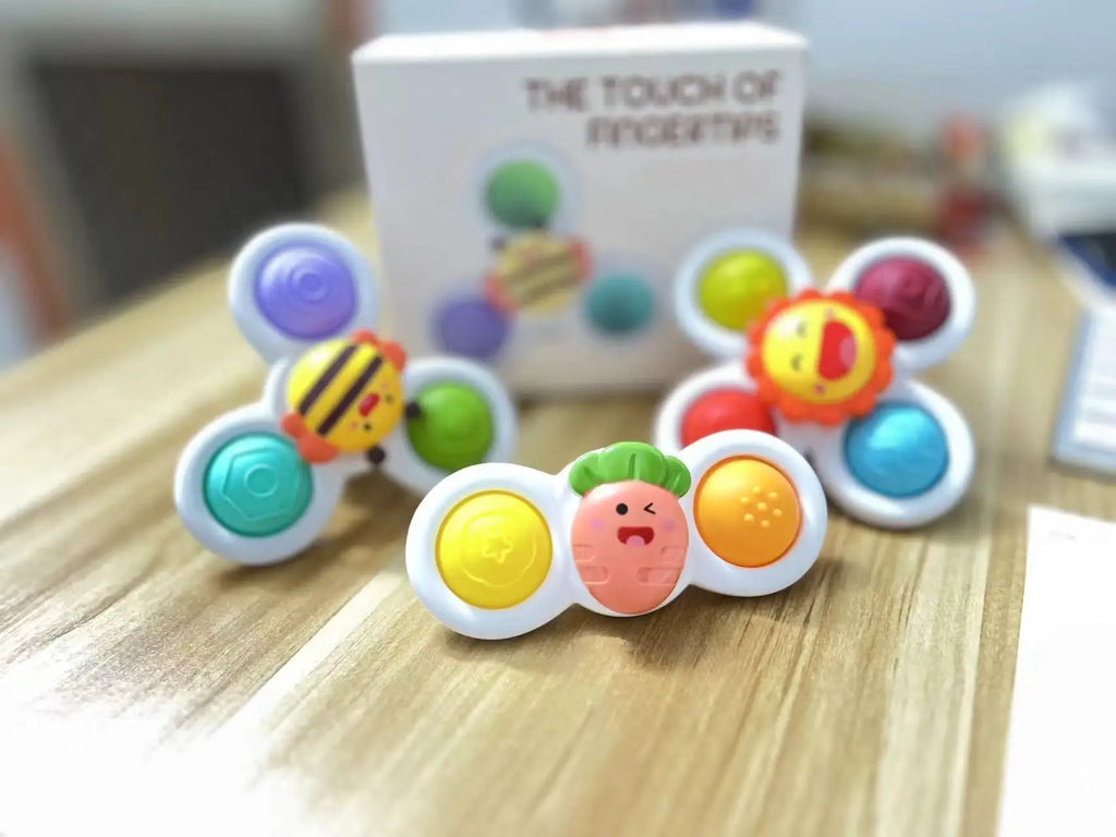 3Pcs Cartoon Insekt Zappeln Saugnapf Spinner Spielzeug Set Pädagogisches Rotierenden Rassel Baby Bad Spielzeug für Kinder