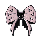 Gothic Emaille-Brosche & Anstecknadel – Skelett, Schleife & Stethoskop | Halloween Schmuck