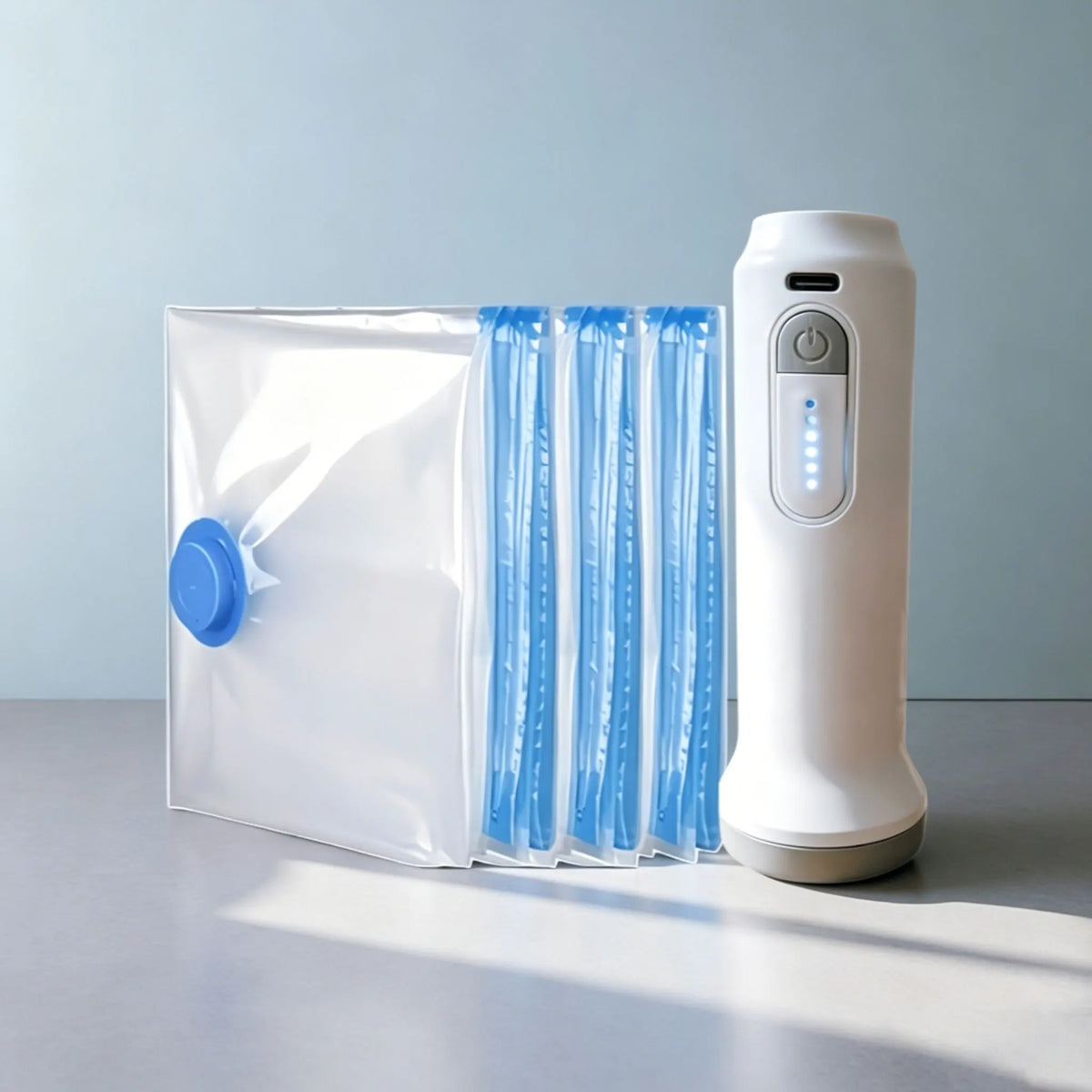 Vakuum-Aufbewahrungsbeutel Set mit USB-Elektropumpe – 1500mAh, Wiederaufladbar | Kleidung & Bettdecken | 4 Set-Varianten