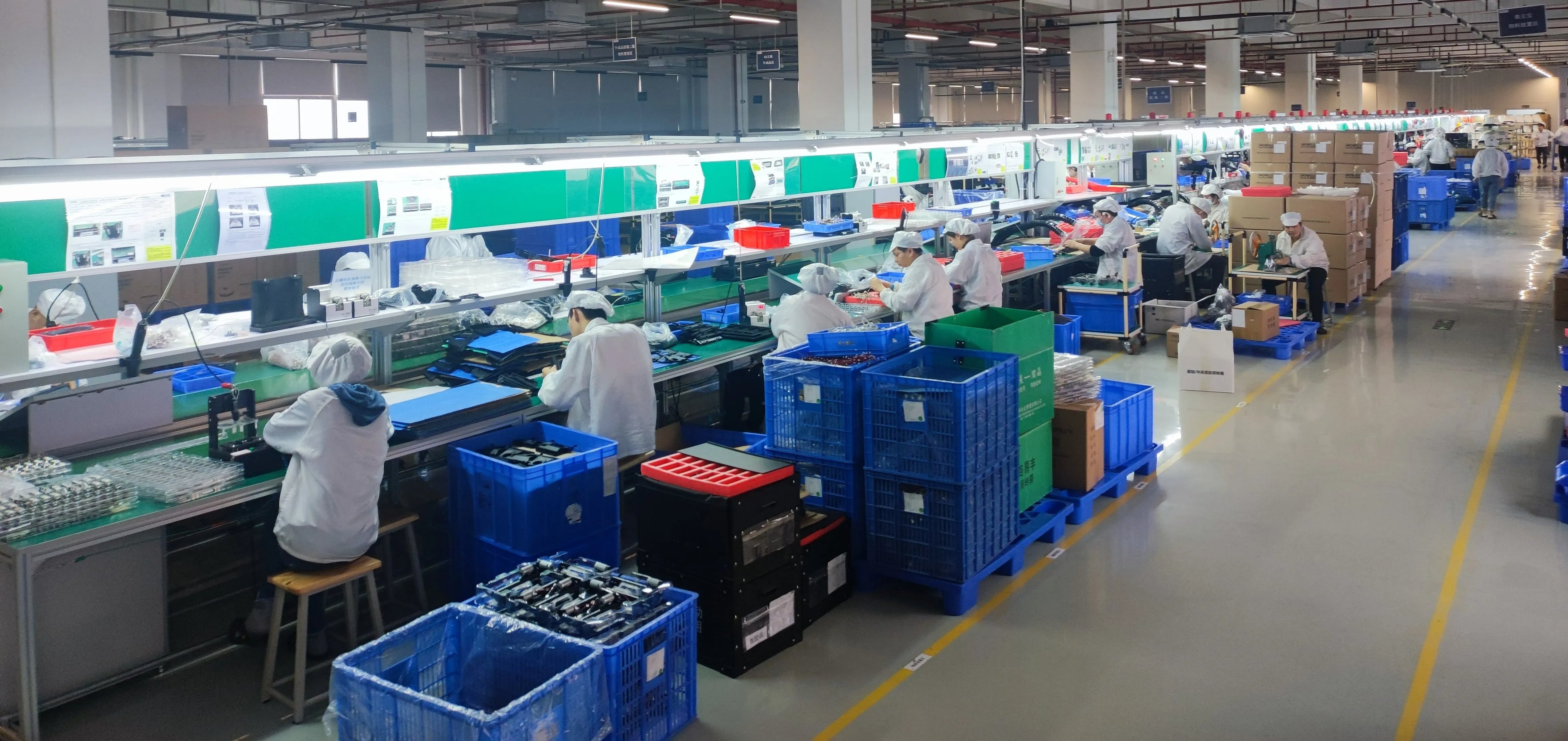 Magic 1 2300 Pa Vakuum-Dampfbügeleisen mit leistungsstarker Absaugung für schnelle Faltenentfernung