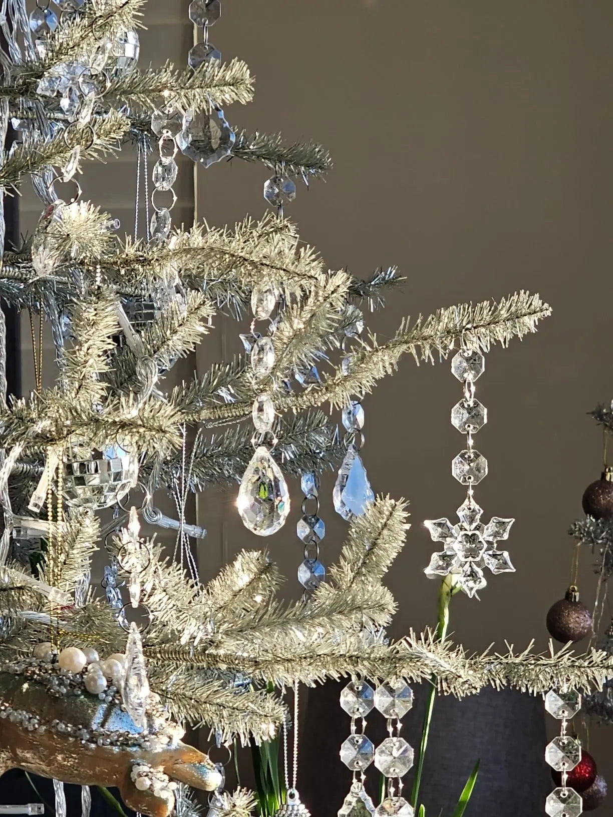 6/12/24 Stück Schneeflocken-Kristall-Weihnachtsschmuck für Weihnachtsbaumschmuck, hängende Schneeflocken-Ornamente aus klarem Acryl als Geschenk