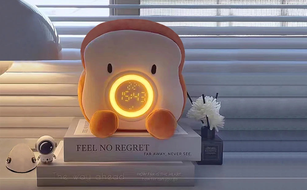 D2 Toast Plüsch Wecker Lampe wiederauf ladbare dimmbare Nachttisch Schlafzimmer Uhr mit Dual Snooze Alarm Kinder niedlichen Dekor Nachtlicht