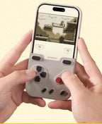 Bitmolab GAMEBABY iPhone Hülle mit Gamepad – GB/GBC/NES-Layout, Carbon Fiber, iPhone 15–17