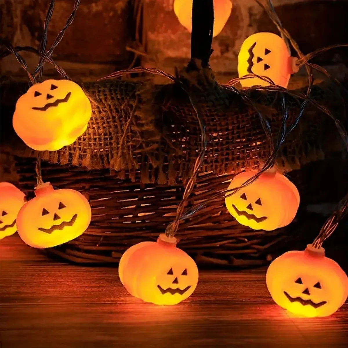 Halloween 3D-Kürbis-Lichterkette – Warmweiße LED-Deko | 1,5m / 3m