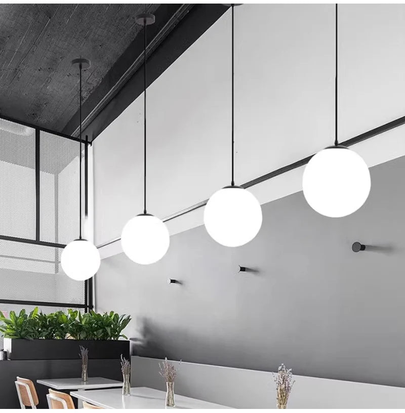 Nordische Glaskugel Pendel leuchten Messing schwarz Hängelampe modernes Wohnzimmer Esszimmer Schlafzimmer Dekor Decken leuchte Haus Lampen für Schlafzimmer Wohnzimmer Korridor Licht Balkon Lichter Decken leuchten