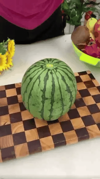 Edelstahl Wassermelone Slicer Dreieck Wassermelone Cutter Küche Obst Messer Slicer Melone Teiler Obst und Gemüse Werkzeug