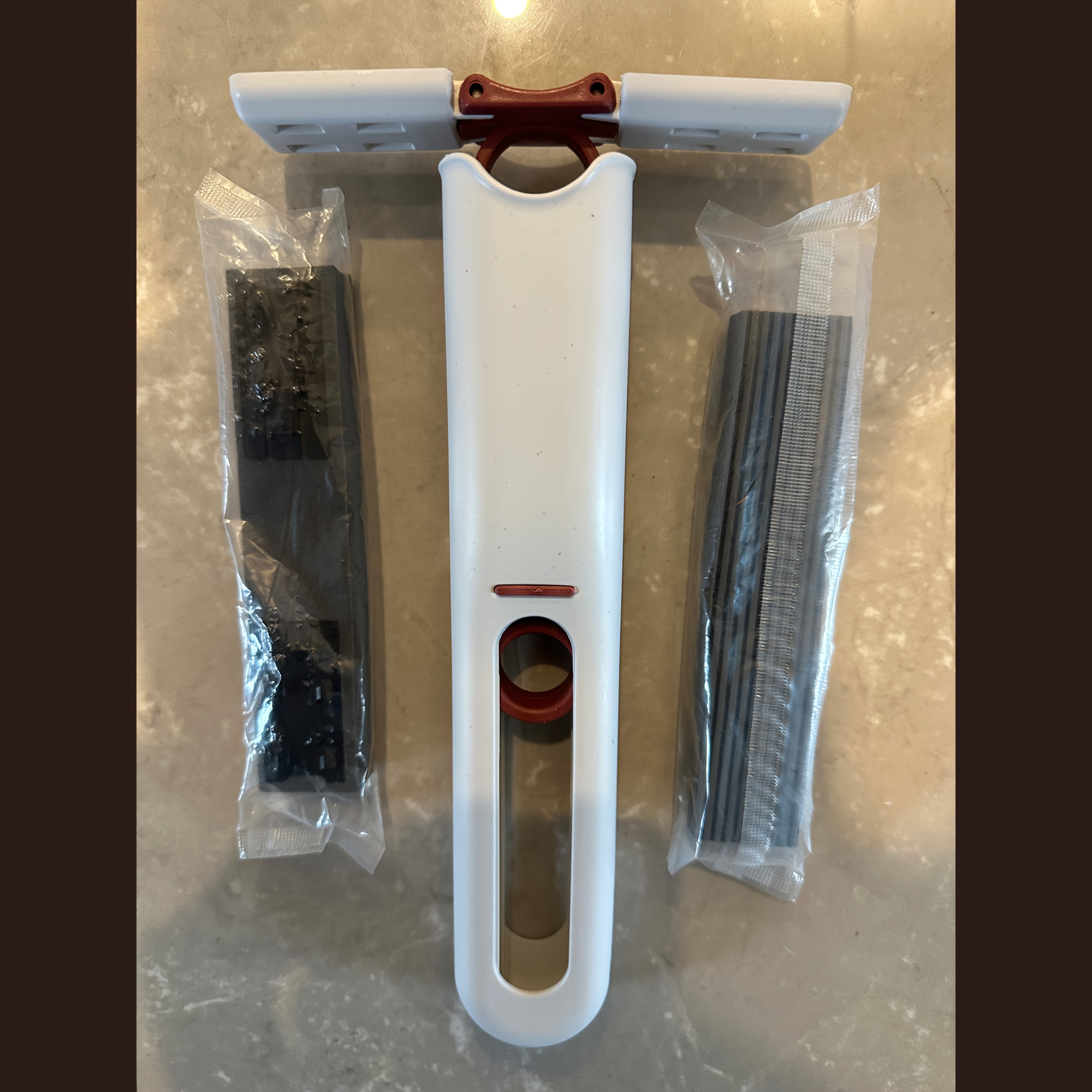 Multifunktionaler Mini-Wischmopp – Ausziehbarer Nass- und Trockenmopp mit drehbarem Kopf, platzsparendes Design für Küche, Bad, Wohnzimmer, Auto – strapazierfähiger Kunststoff, leicht zu reinigende Oberfläche für Böden und Glas