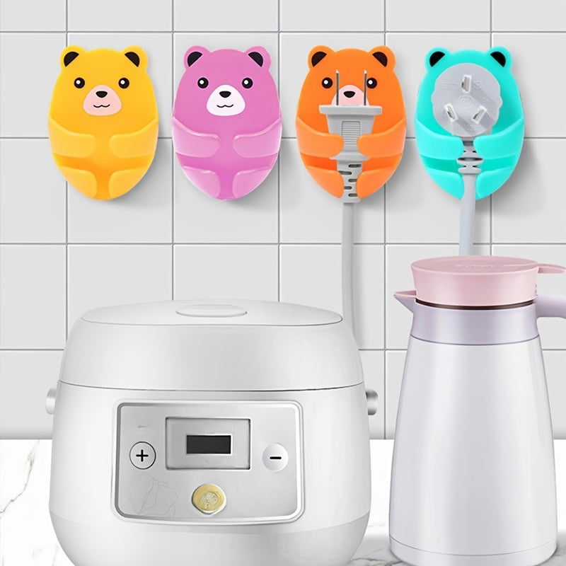 [4er-Pack Wandsteckdosenleistenhalter mit Bärenmotiv] 4er-Pack Wandsteckdosenleistenhalter mit Bärenmotiv, starker Klebe-Kabelorganisator, einfache Montage, praktische Haken, modisches Design, Kunststoff